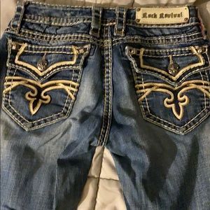 Rock Revival size 27